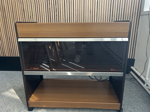 Vintage 1980 electric - vintage,